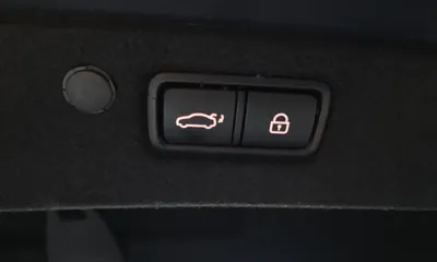 Hyundai Grandeur 2020, 57235 км, за 16913.88 USD - фото 20