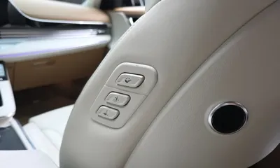 Hyundai Grandeur 2020, 57235 км, за 16913.88 USD - фото 32