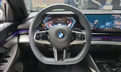 BMW 5-Series 2025, 8640 км, за 41628.69 USD - фото 13