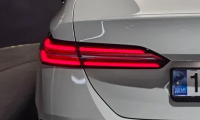 BMW 5-Series 2025, 8640 км, за 41628.69 USD - фото 23