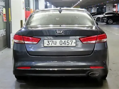 Kia K5 2017, 111400 км, за 5880.41 USD