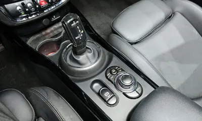 MINI Clubman 2022, 107860 км, за 13443.7 USD - фото 9