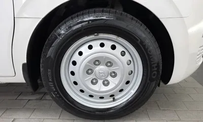 Hyundai Staria 2023, 43333 км, за 14267.11 USD - фото 21
