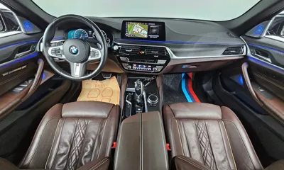 BMW 5-Series 2019, 53053 км, за 21482.05 USD - фото 7