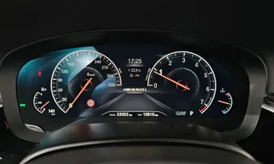 BMW 5-Series 2019, 53053 км, за 21482.05 USD - фото 8