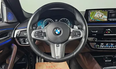 BMW 5-Series 2019, 53053 км, за 21482.05 USD - фото 13