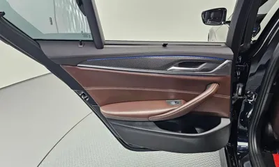 BMW 5-Series 2019, 53053 км, за 21482.05 USD - фото 25