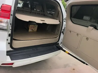 Toyota Prado 2013, 103900 км, за 36246.26 USD