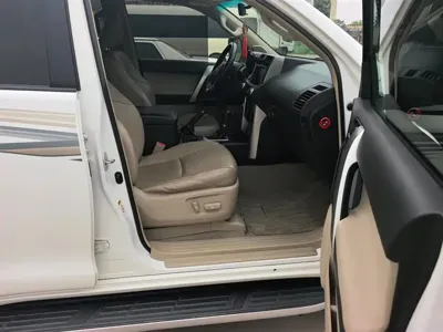 Toyota Prado 2013, 103900 км, за 36246.26 USD - фото 8