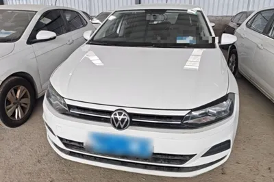 Volkswagen Polo 2023, 99100 км, за 9386 USD