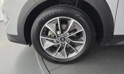 Hyundai Tucson 2018, 59547 км, за 9706.85 USD
