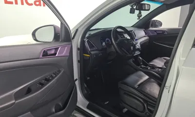 Hyundai Tucson 2018, 59547 км, за 9706.85 USD - фото 10