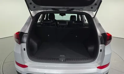 Hyundai Tucson 2018, 59547 км, за 9706.85 USD - фото 20