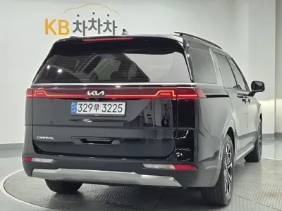 Kia Canival 2023, 54417 км, за 17657.87 USD