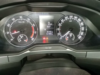 Skoda Superb 2016, 161900 км, за 4870 USD - фото 13