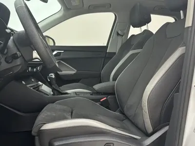 Audi Q3 2022, 28000 км, за 24914.16 USD - фото 7