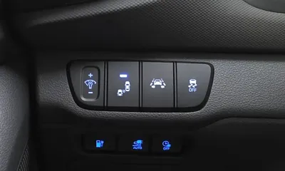 Hyundai Ioniq 2018, 177441 км, за 6837.27 USD - фото 16