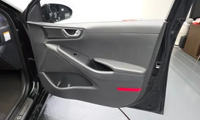Hyundai Ioniq 2018, 177441 км, за 6837.27 USD - фото 24