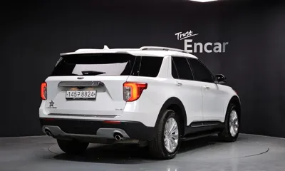 Ford Explorer 2020, 52558 км, за 18830.52 USD