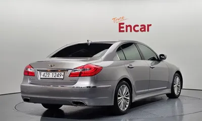 Hyundai Genesis 2012, 116285 км, за 3610.35 USD