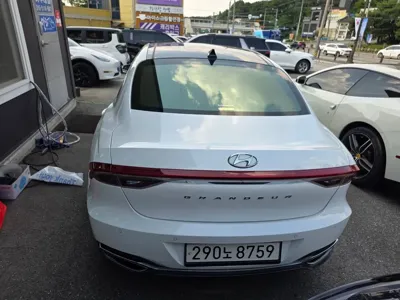 Hyundai Grandeur 2022, 58075 км, за 14375.74 USD