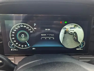 Hyundai Grandeur 2022, 58075 км, за 14375.74 USD - фото 7