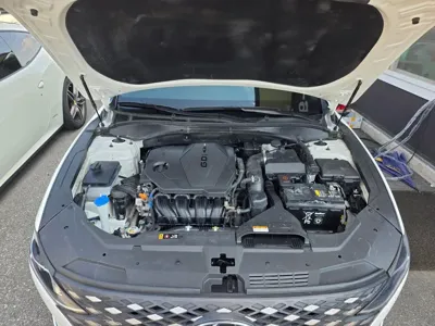 Hyundai Grandeur 2022, 58075 км, за 14375.74 USD - фото 14