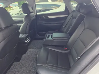 Hyundai Grandeur 2022, 58075 км, за 14375.74 USD - фото 18