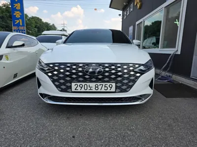 Hyundai Grandeur 2022, 58075 км, за 14375.74 USD - фото 19