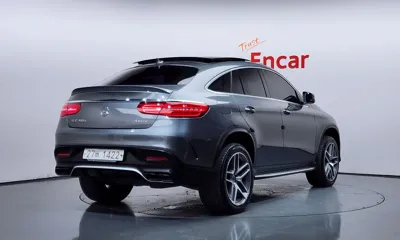Mercedes-Benz GLE-Class 2017, 127291 км, за 20491.82 USD