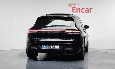 Porsche Macan 2023, 28953 км, за 62107.69 USD