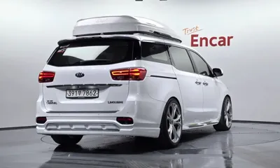 Kia Canival 2020, 73458 км, за 14434.82 USD