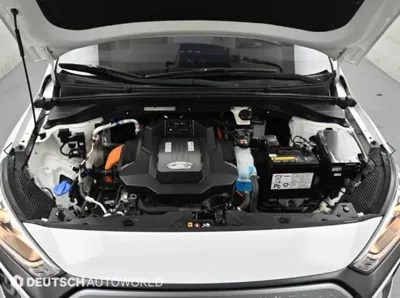 Hyundai Ioniq 2020, 9343 км, за 13784.95 USD - фото 6