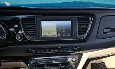 Kia Canival 2019, 71501 км, за 14113.17 USD - фото 14