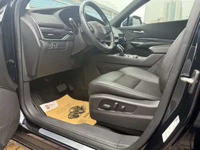 Cadillac XT4 2022, 58000 км, за 13066.26 USD
