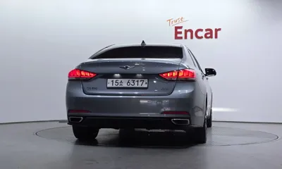 Hyundai Genesis 2016, 125750 км, за 7278.14 USD