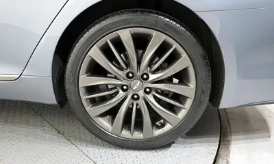Hyundai Genesis 2016, 125750 км, за 7278.14 USD