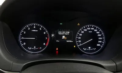 Hyundai Genesis 2016, 125750 км, за 7278.14 USD - фото 8