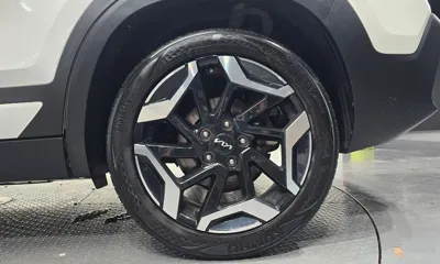 Kia Seltos 2023, 53507 км, за 16091.21 USD - фото 21