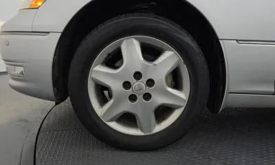 Lexus LS 2004, 183062 км, за 5710.91 USD