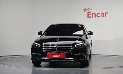 Mercedes-Benz E-Class 2022, 53366 км, за 23720.98 USD
