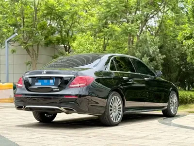 Mercedes-Benz E-Class 2019, 120000 км, за 23579.95 USD