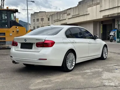 BMW 3 Series 2018, 90000 км, за 10124.13 USD