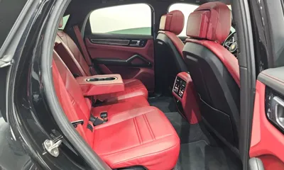 Porsche Cayenne 2023, 34533 км, за 64089.85 USD - фото 12