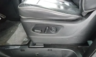 Hyundai Staria 2022, 136737 км, за 14638.31 USD - фото 31