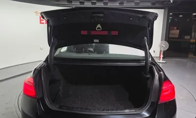 BMW 3-Series 2017, 183085 км, за 8131.68 USD - фото 20