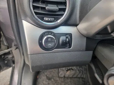 ChevroletGMDaewoo Orlando 2013, 316938 км, за 1306.29 USD - фото 16