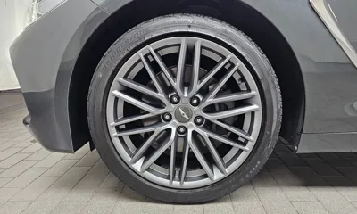 Genesis G70 2018, 105657 км, за 10206.07 USD