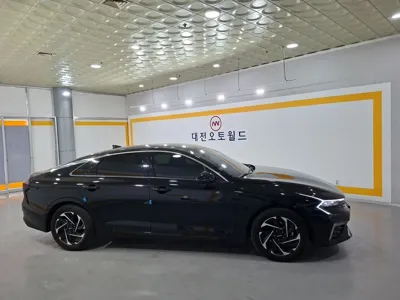 Kia K5 2024, 41783 км, за 17226.8 USD