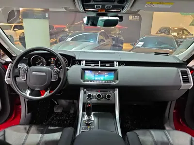 Land Rover Sport